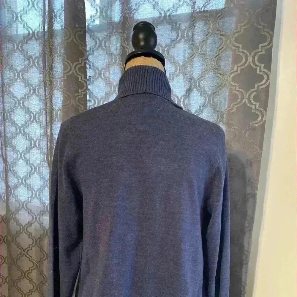 Cardigan - Picture 3 of 7